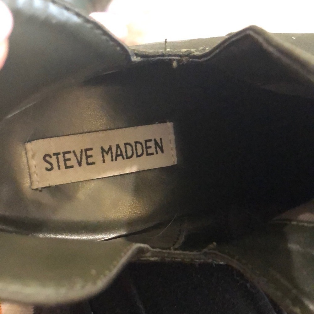 Steve Madden Winnie sneaker bootie in green camouflage. Size 8.5, runs large. - Picture 7 of 11